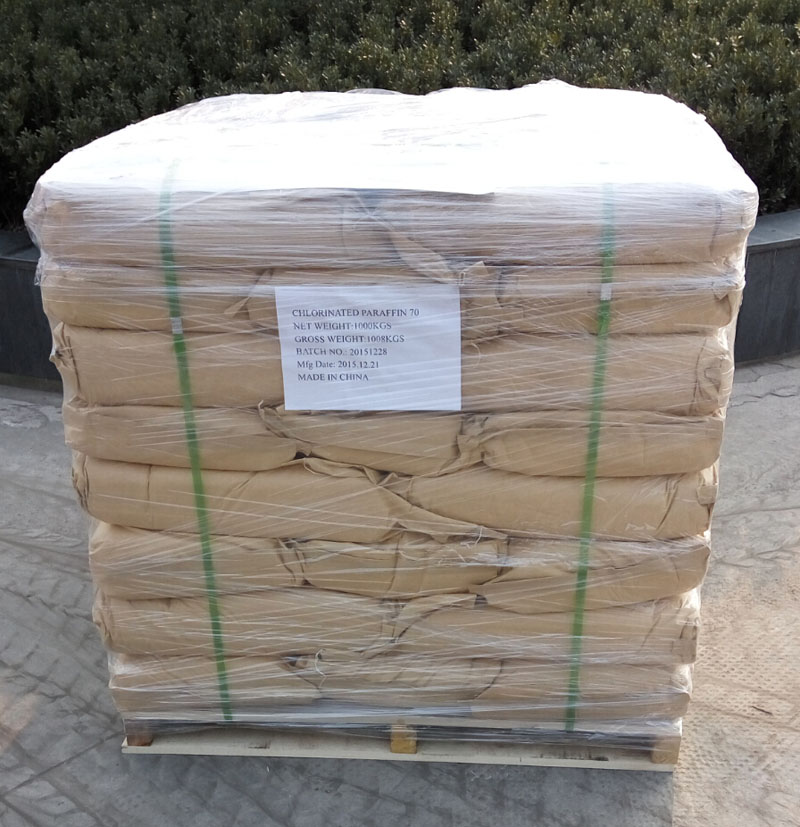 Chlorinated paraffin-70 pallet package